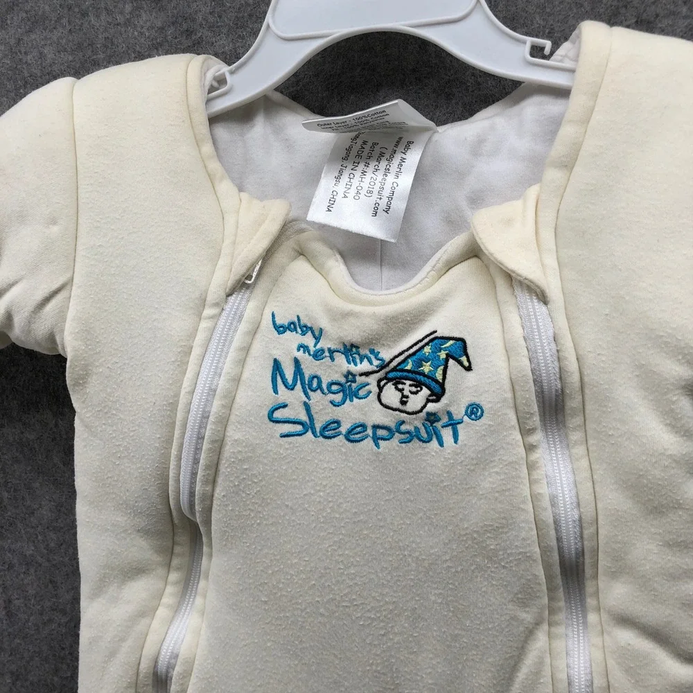 Baby Merlin Magic Sleepsuit 3-6M Size Small 12-18 lbs Light Yellow‎